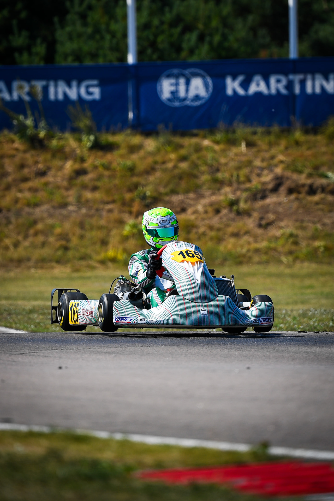 Tony Kart 165 on track