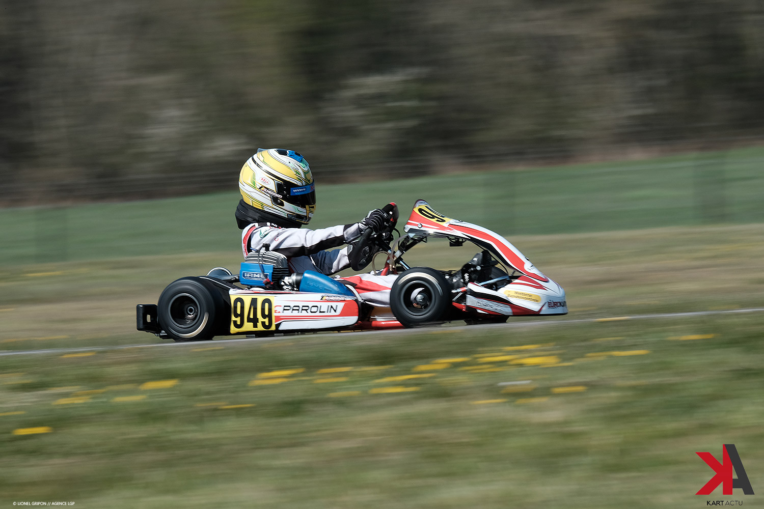 Kart 949 on track